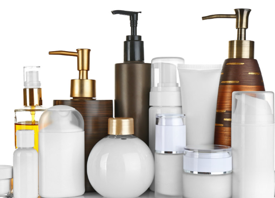 日化品加盟店排行榜与大众美容服务新选择——小林日化的成功之道